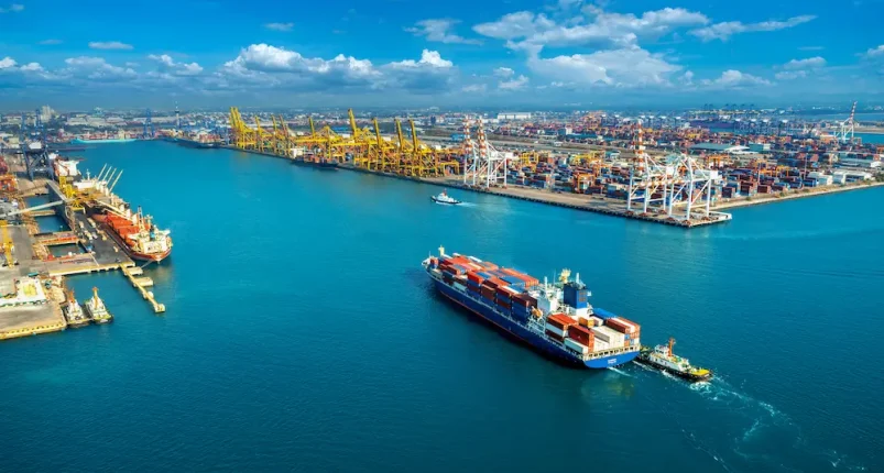 Cargo ship at port symbolizing exports – ERC, Export Registration Certificate in Bangladesh.